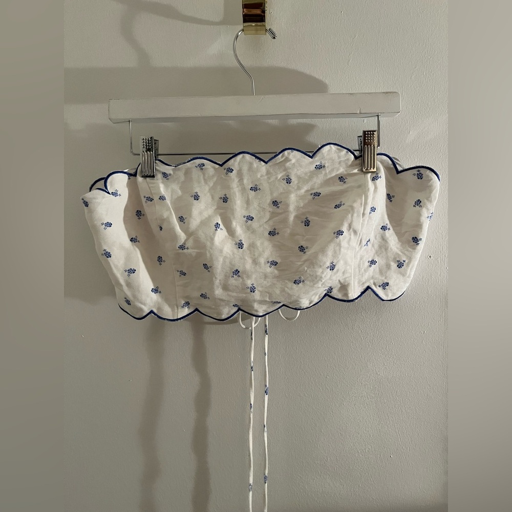 H&M White and Blue Floral Linen Crop Top - Picture 9 of 12